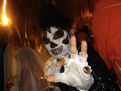 See NYC HALLOWEEN PARADES as On the Walls page.
